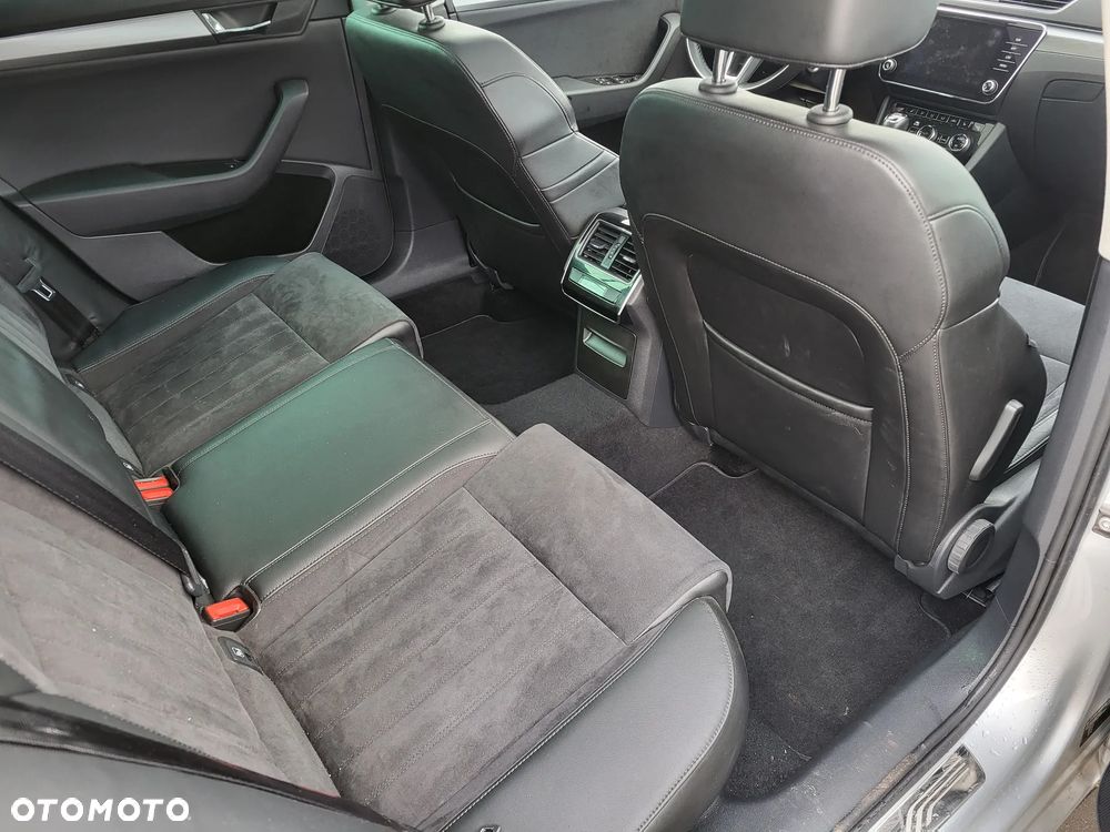 Skoda Superb 2.0 TDI DSG Premium Edition - 16