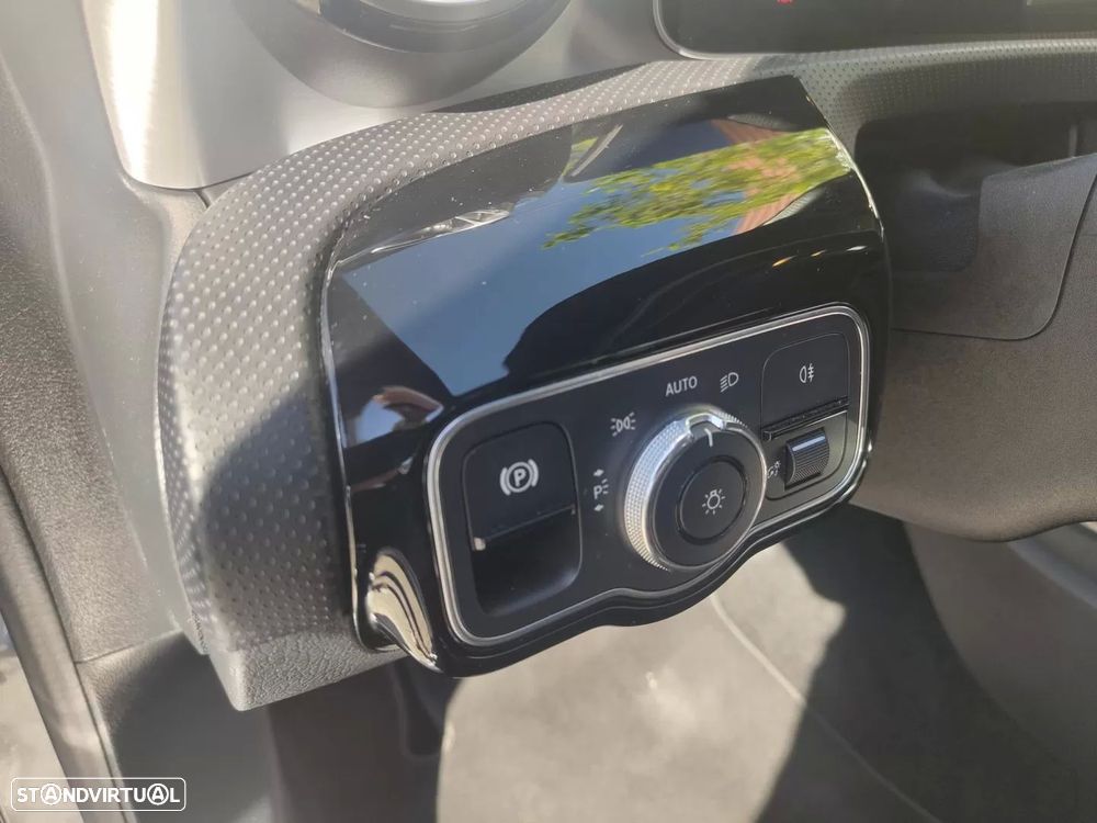 Mercedes-Benz A 180 d AMG Line Aut. - 19