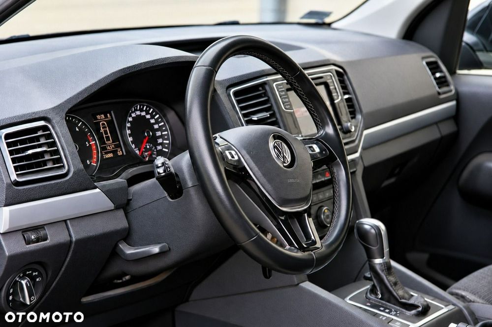 Volkswagen Amarok - 17