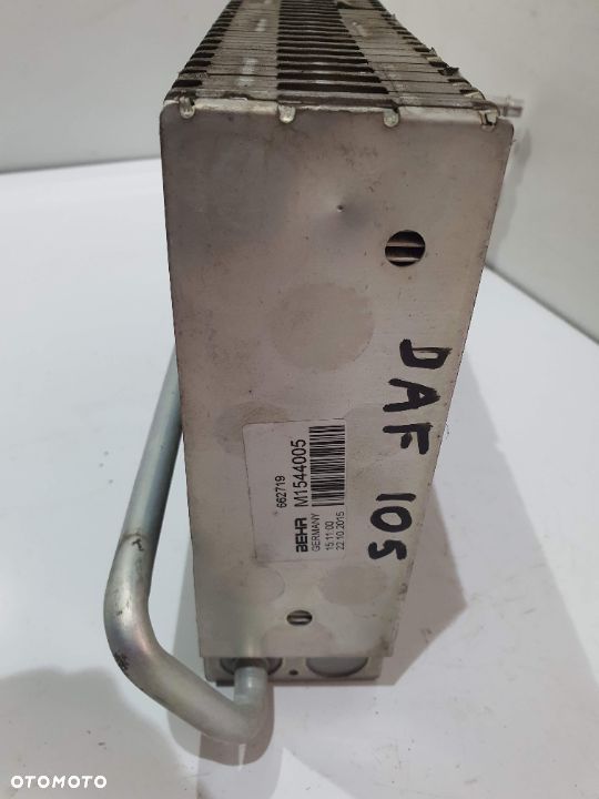 NAGRZEWNICA CHŁODNICA KLIMATYZACJI DAF 105 * - 2