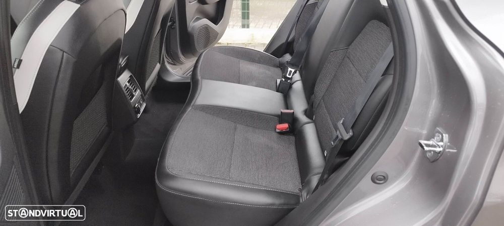 Renault Captur 1.6 E-Tech Plug-In Intens - 27