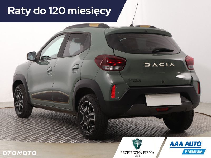 Dacia Spring - 6