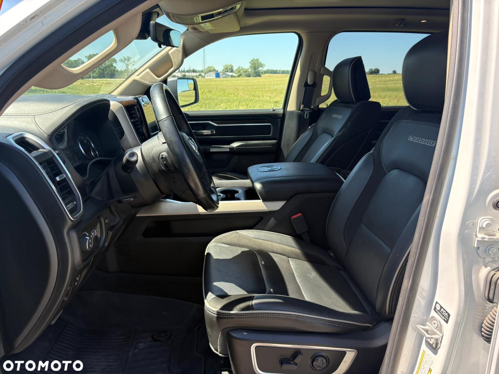 Dodge RAM 1500 5.7 4x4 - 24
