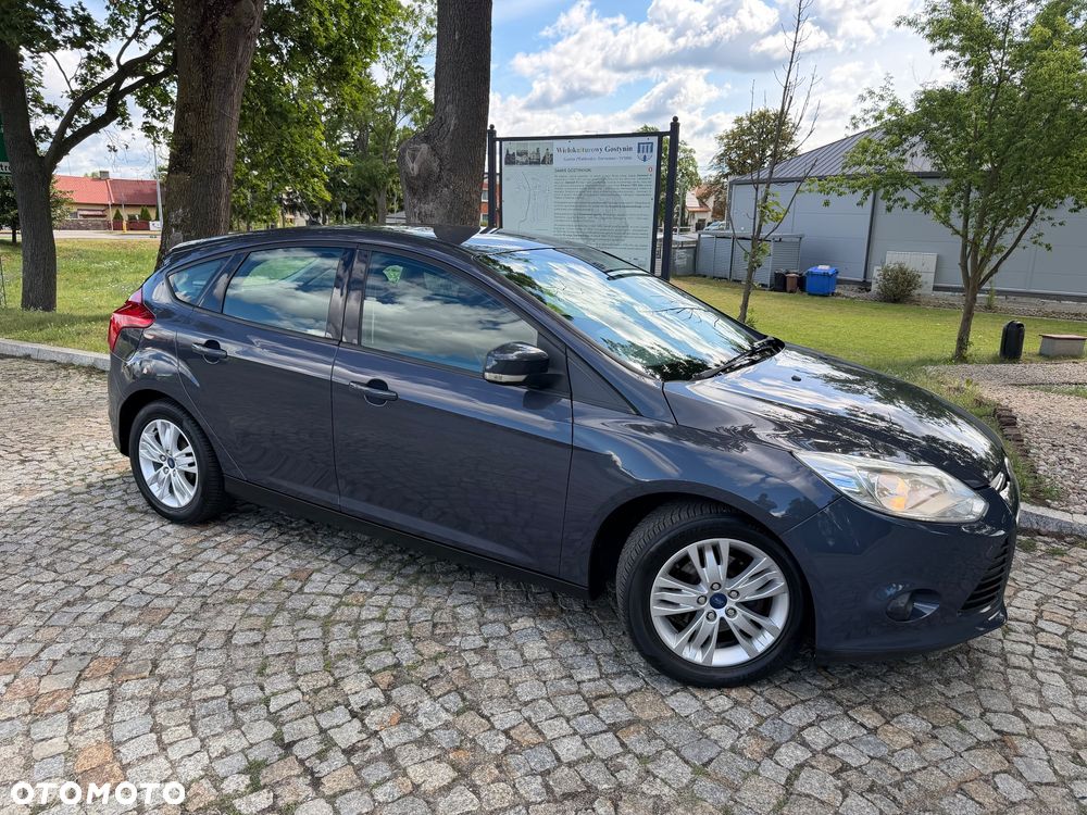 Ford Focus 1.6 TDCi DPF Champions Edition - 11