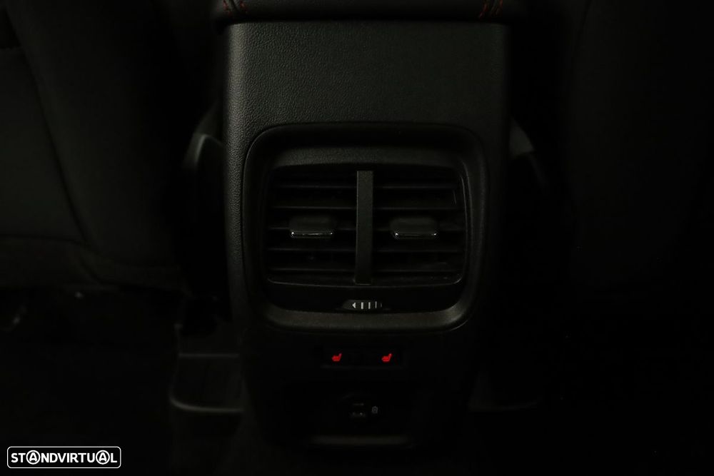 Ford Kuga 1.5 TDCi EcoBlue ST-Line - 23