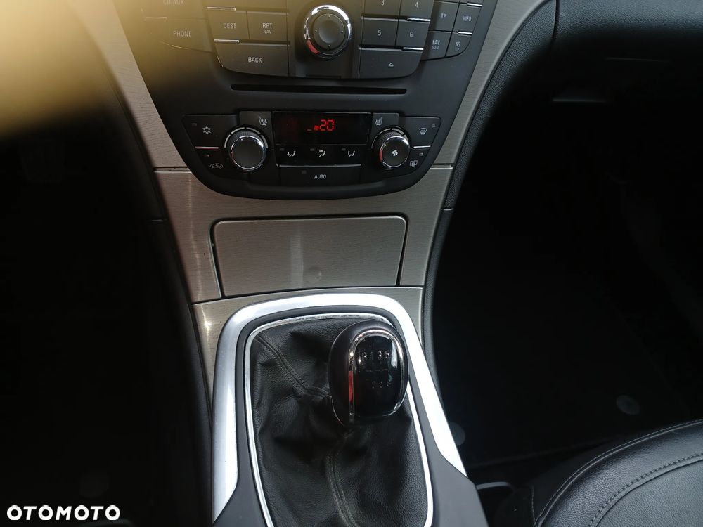 Opel Insignia 1.6 Turbo Cosmo - 19