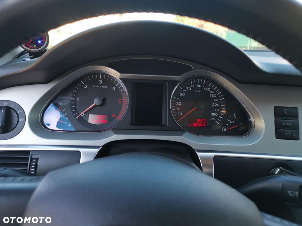 Audi A6 Allroad - 13