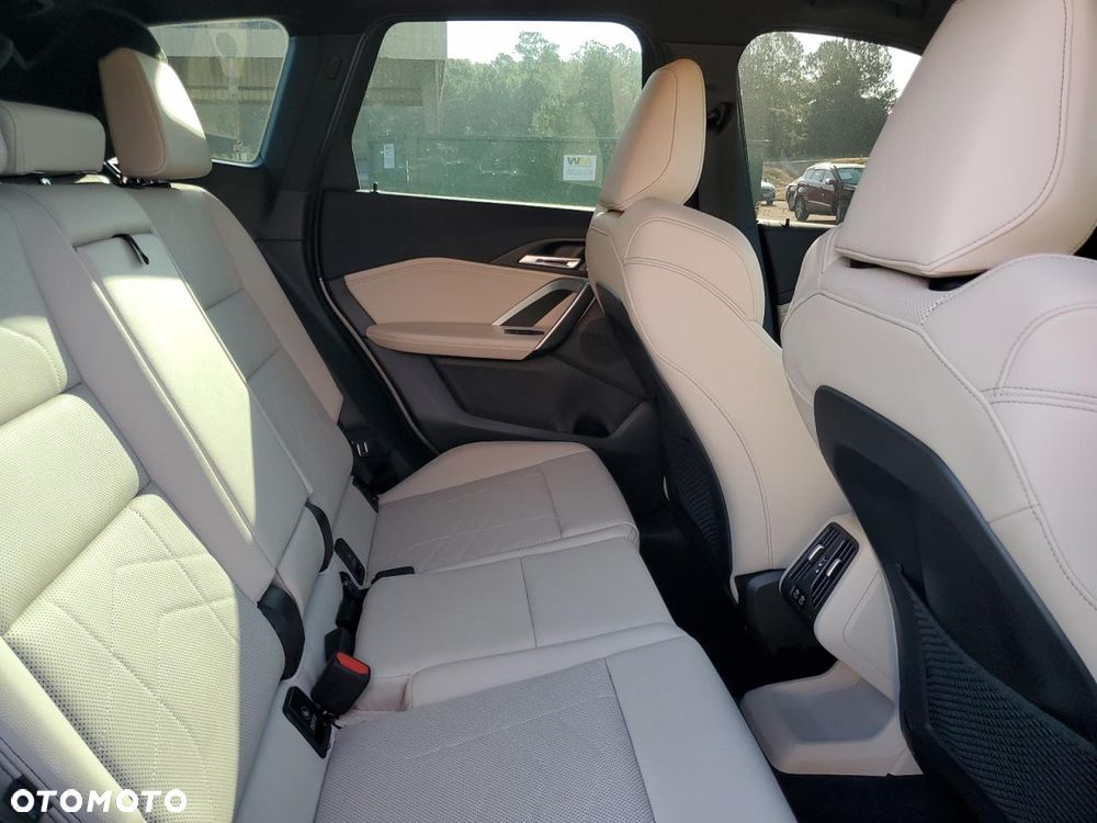 BMW X1 xDrive25i M Sport sport - 9
