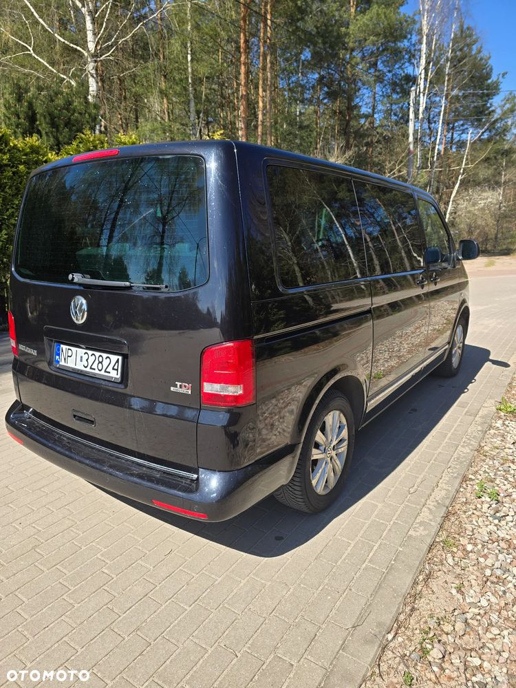Volkswagen Multivan - 9