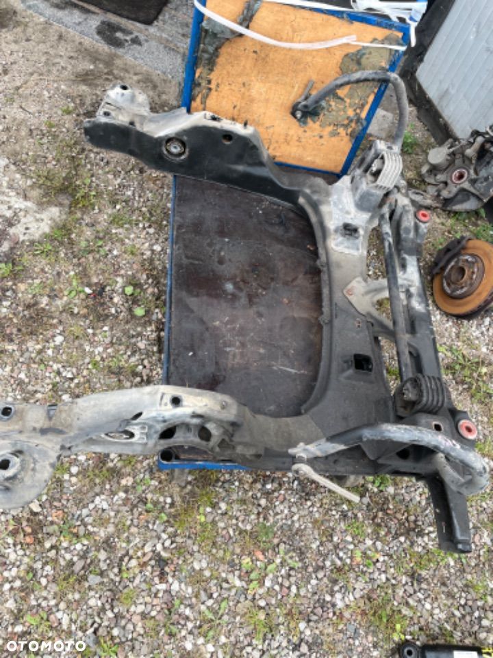 MERCEDES b 245 A169 wahacz piasta tarcza  zacisk czujnik ABS amortyzator - 3