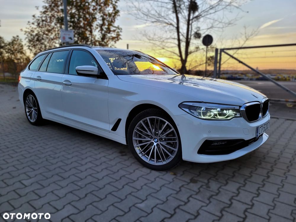 BMW Seria 5 520d Sport Line - 1