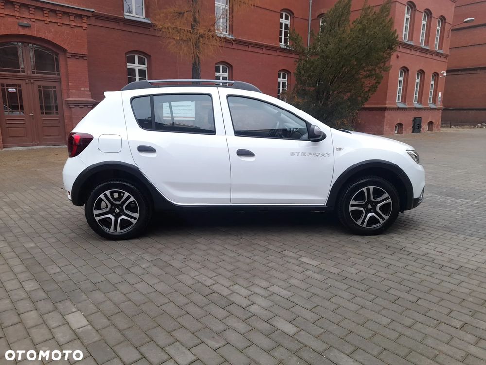 Dacia Sandero Stepway 0.9 TCe Laureate S&S - 6