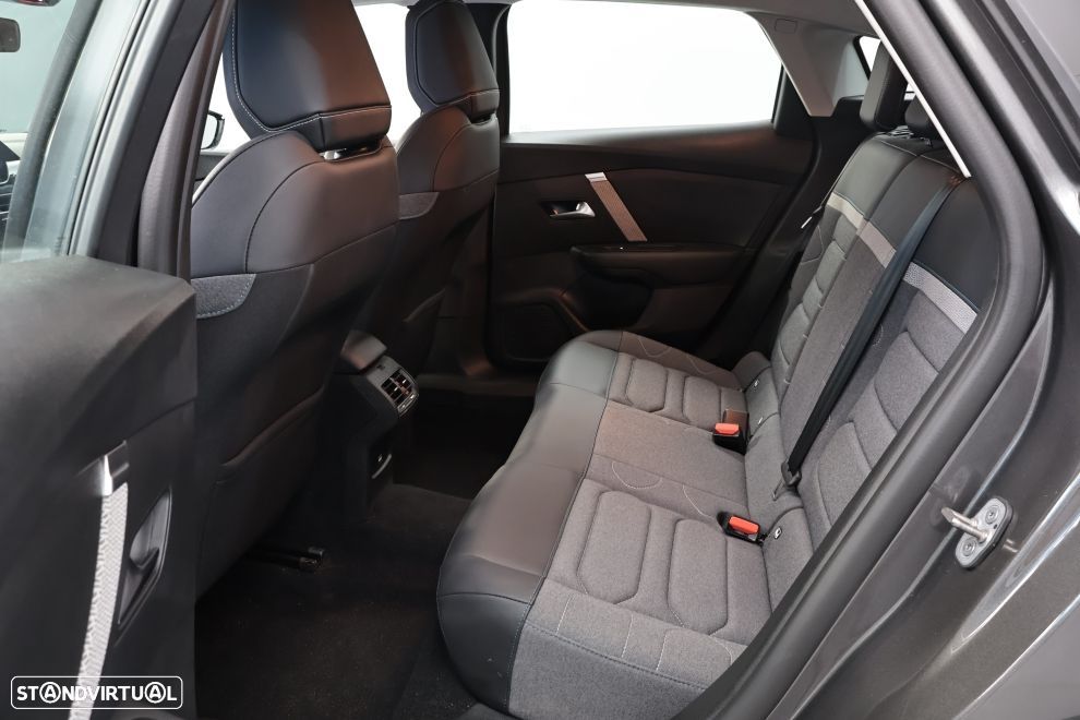 Citroën C4 1.2 PureTech Plus - 25