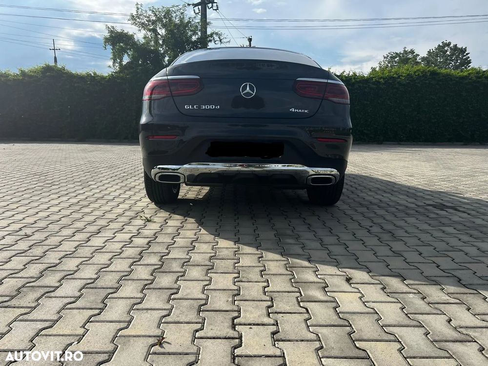 Mercedes-Benz GLC Coupe 300 d 4Matic 9G-TRONIC - 11