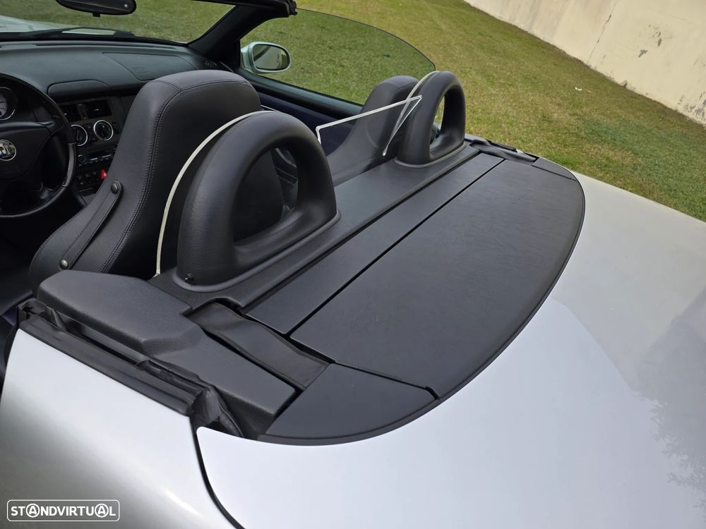 Mercedes-Benz SLK 32 AMG - 41