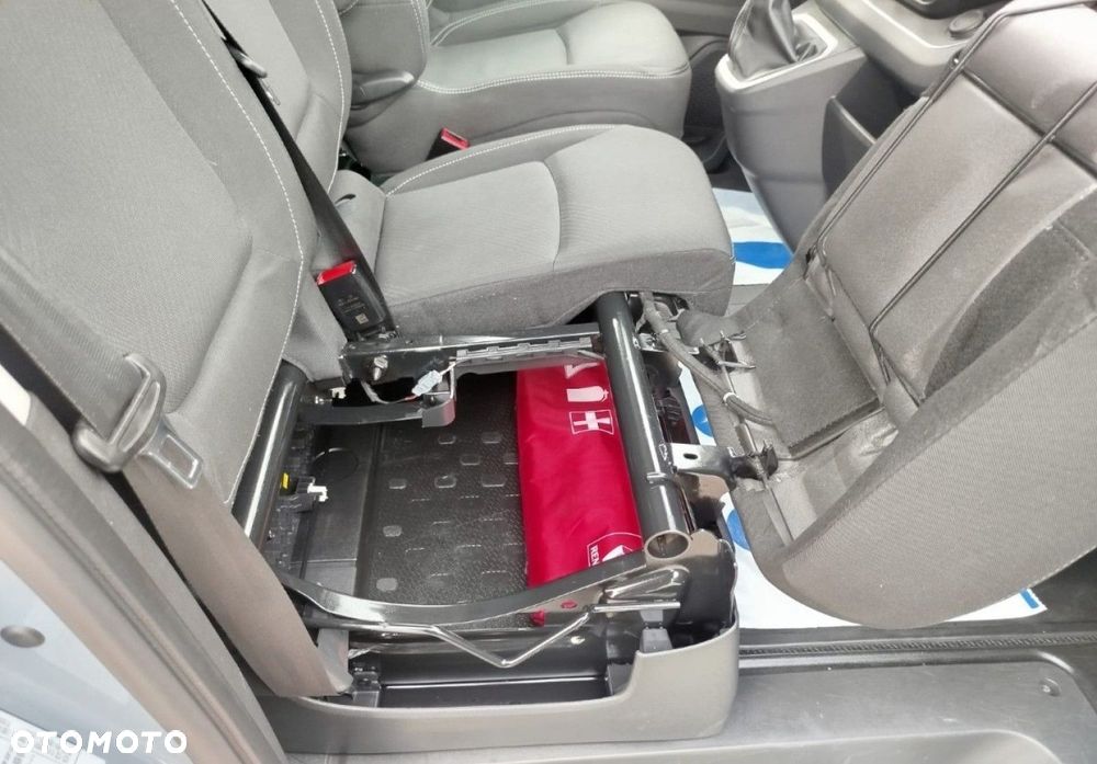 Renault Trafic - 22