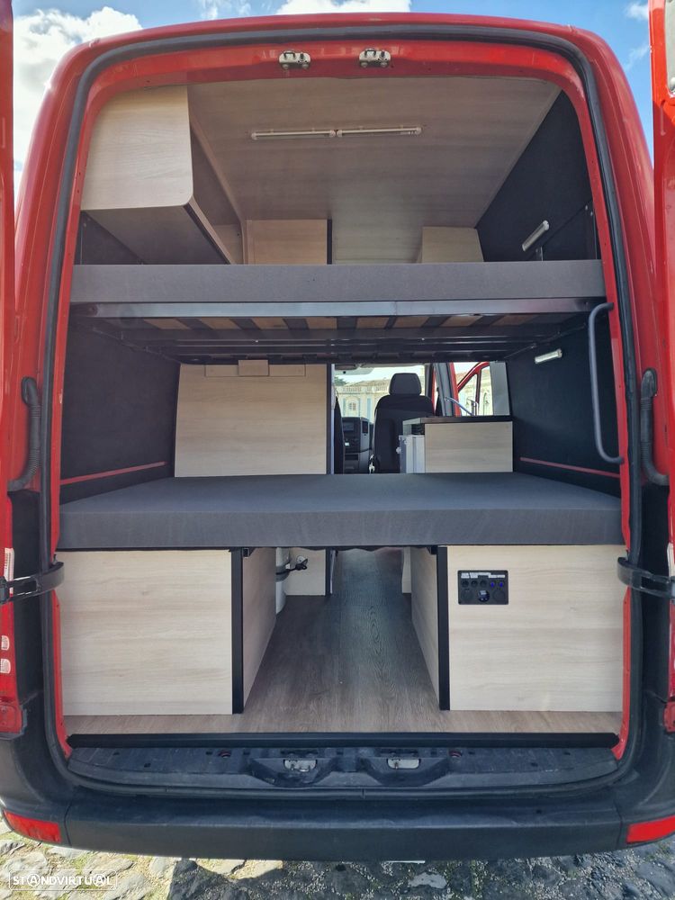Mercedes-Benz Sprinter - 12