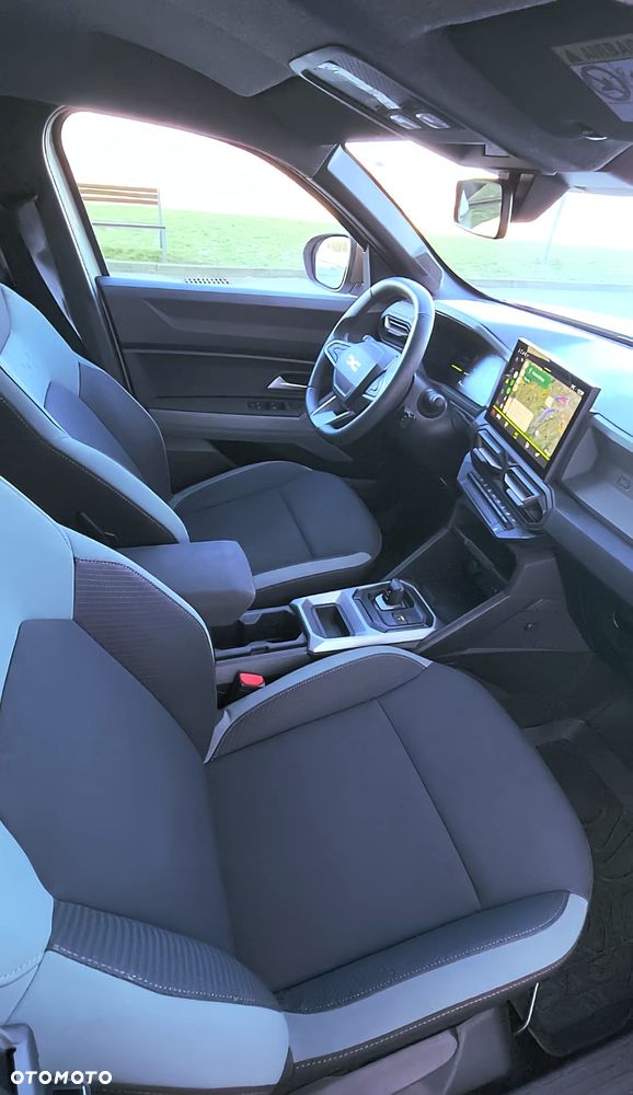 Dacia Duster 1.6 Full Hybrid 140 Extreme MMT - 12