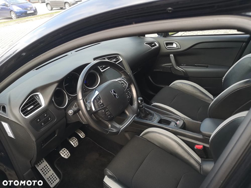 Citroën DS4 1.6 VTi SoChic - 31