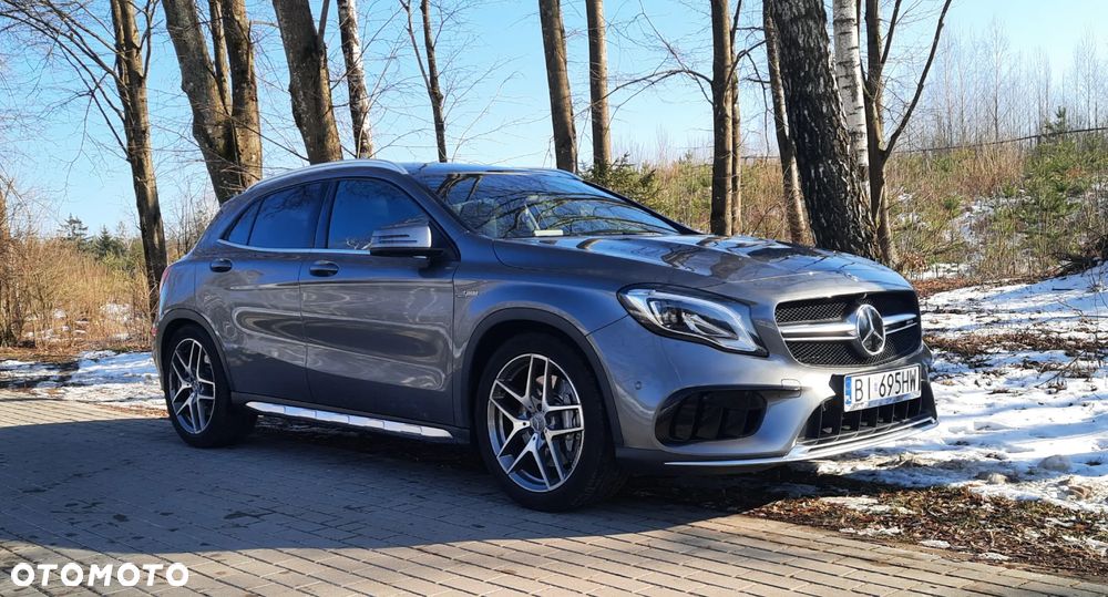 Mercedes-Benz GLA AMG 45 4Matic AMG Speedshift 7G-DCT - 9