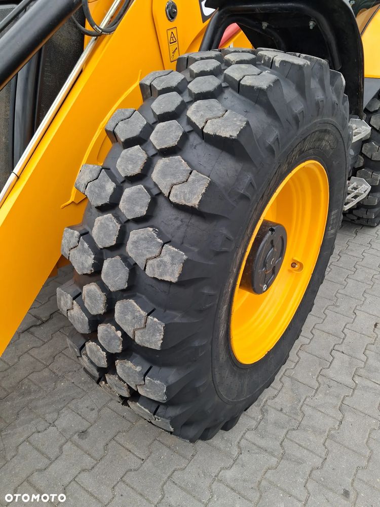 JCB 4 CX SITEMASTER PRO TORQUELOCK - 8