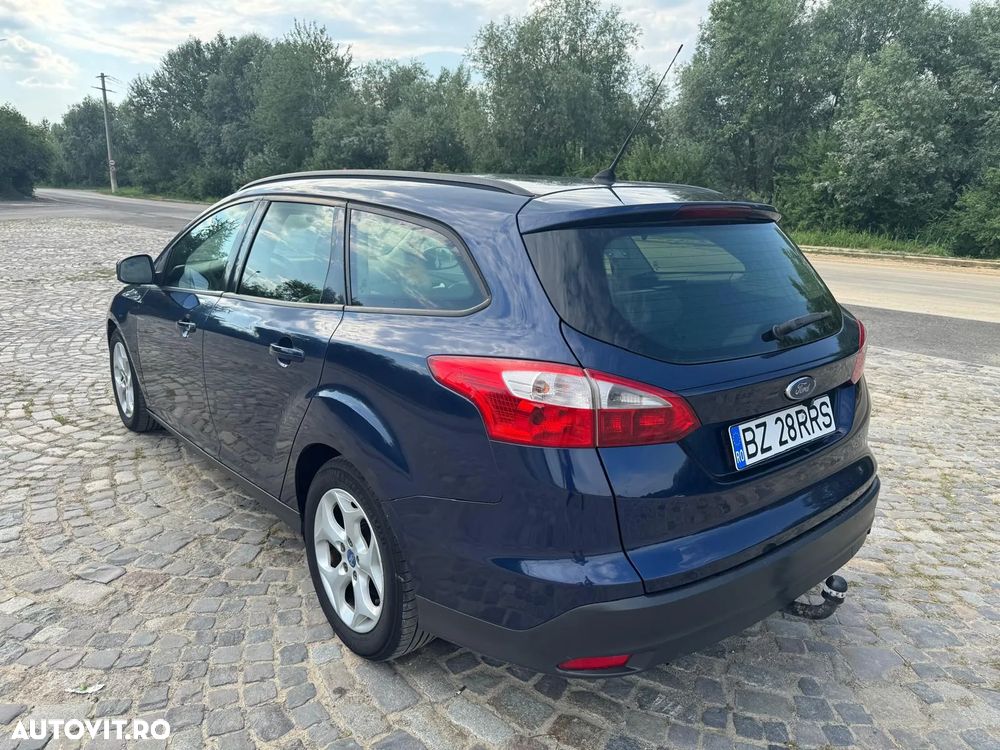 Ford Focus - 13