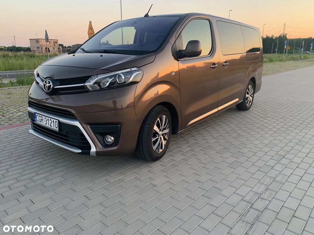 Toyota Proace Verso 2.0 D4-D Long VIP - 1