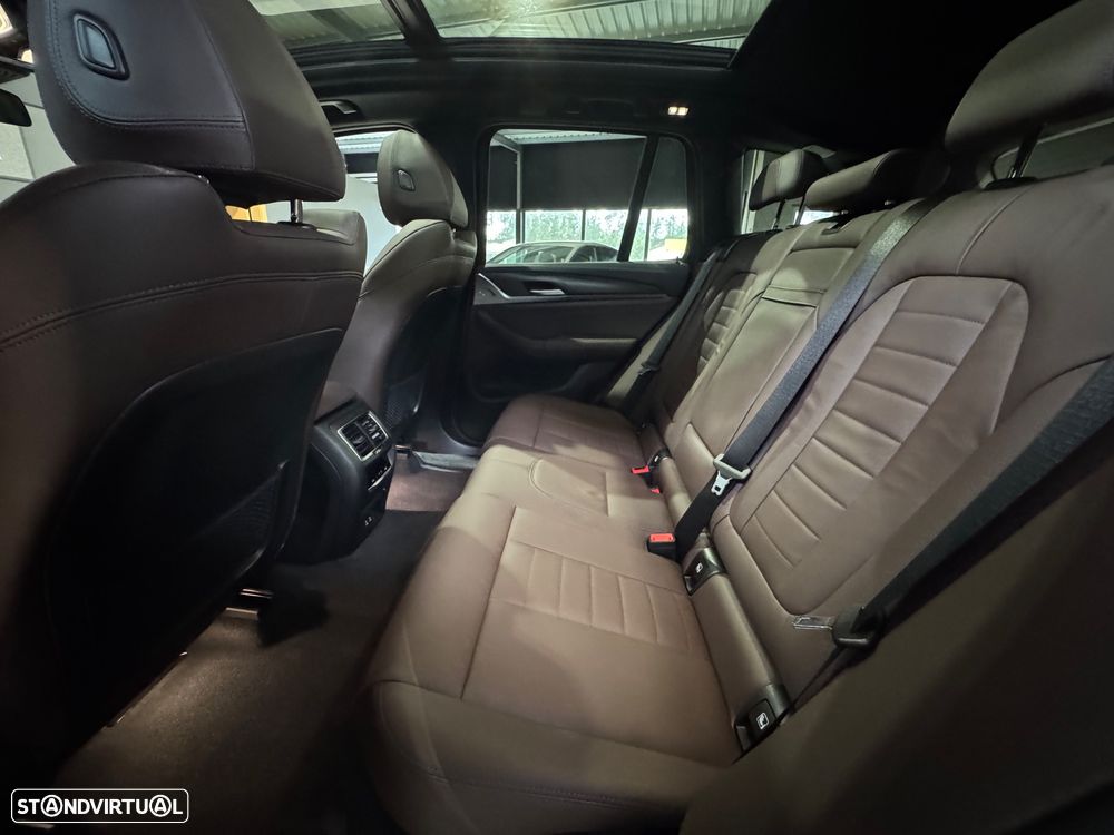 BMW iX3 M Sport Impressive - 21