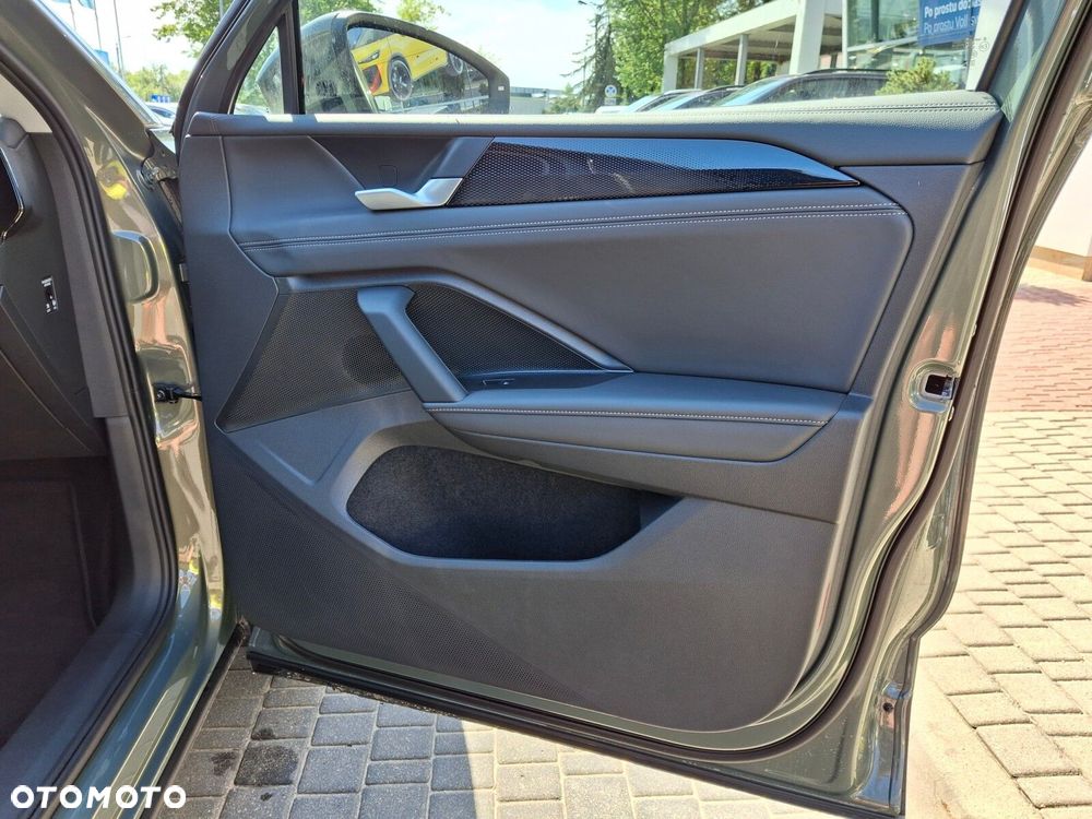 Volkswagen Tiguan 1.5 eTSI Life Plus DSG - 18
