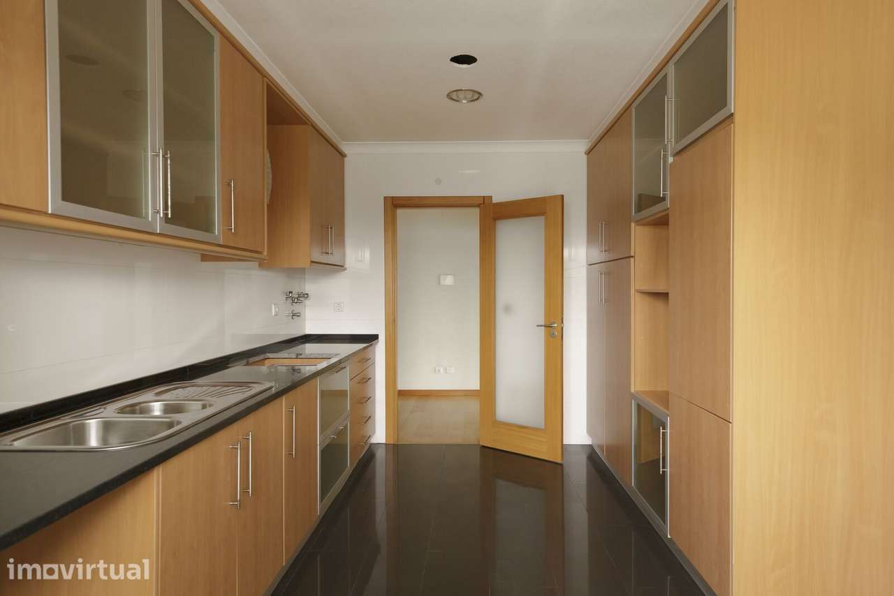 Apartamento T3 com jardim, Paço de Arcos, Oeiras - Grande imagem: 3/29