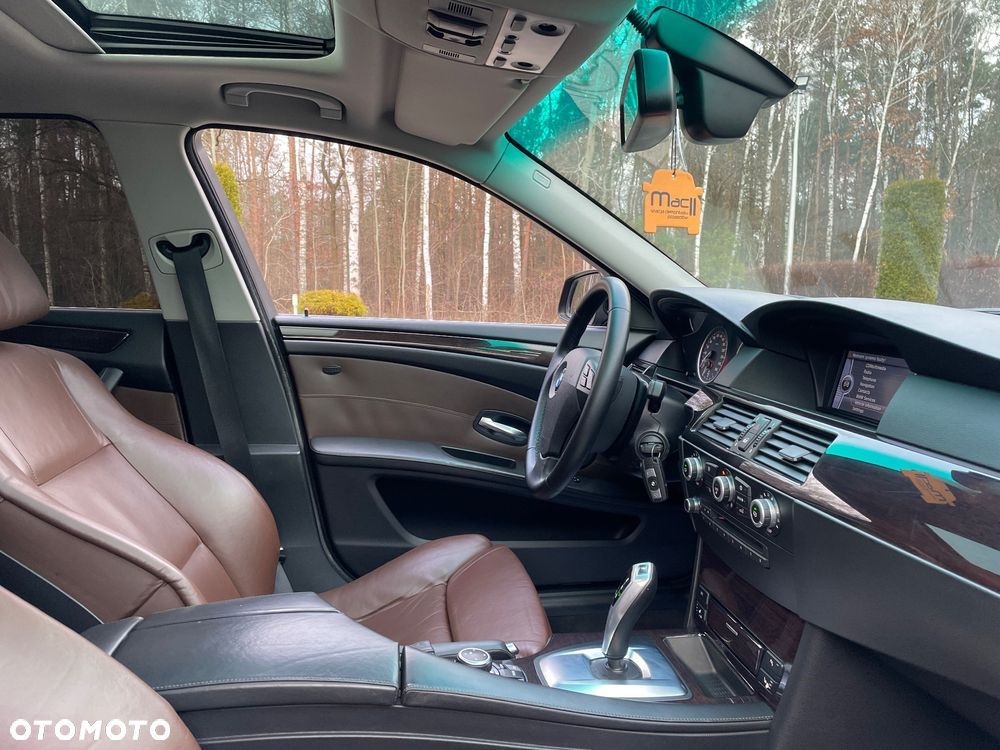 BMW Seria 5 530d Edition Exclusive - 27