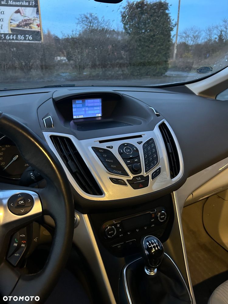 Ford Grand C-MAX - 19