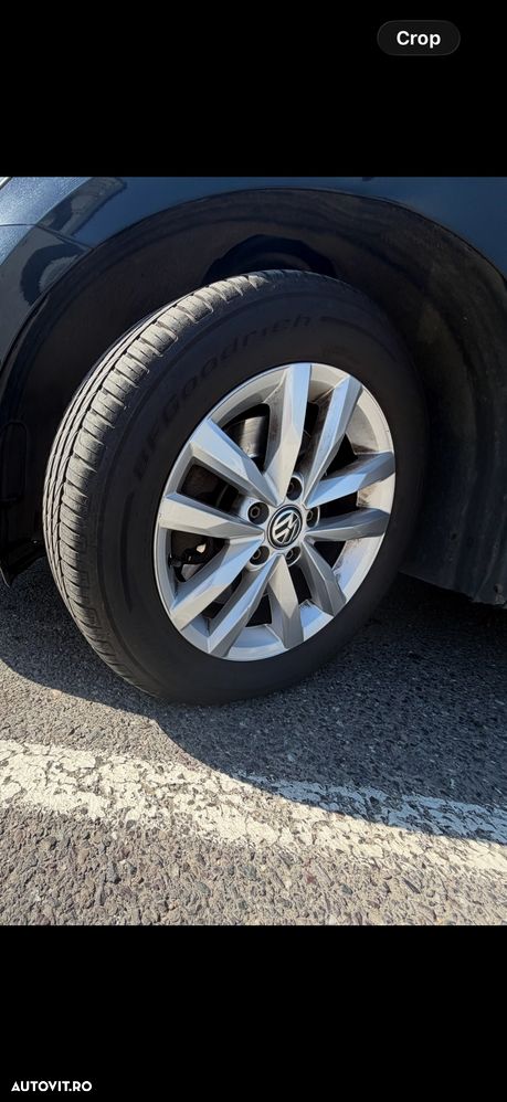 Volkswagen Touran - 4
