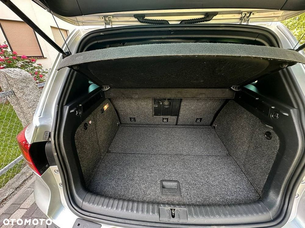 Volkswagen Tiguan - 14