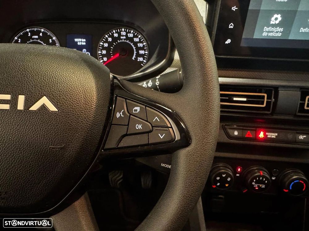 Dacia Sandero - 31