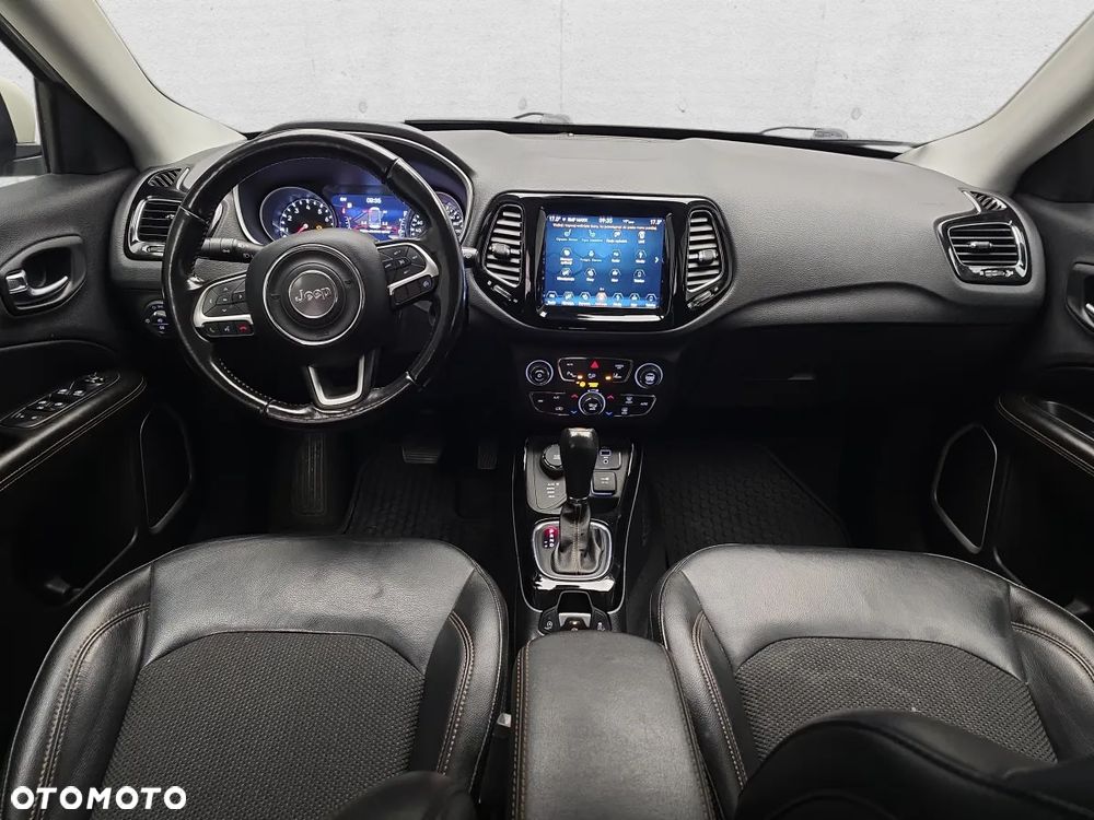 Jeep Compass 1.4 TMair Limited 4WD S&S - 8