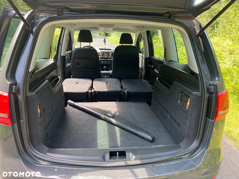 Volkswagen Sharan 2.0 TDI 4Motion BlueMotion Technology Comfortline - 4