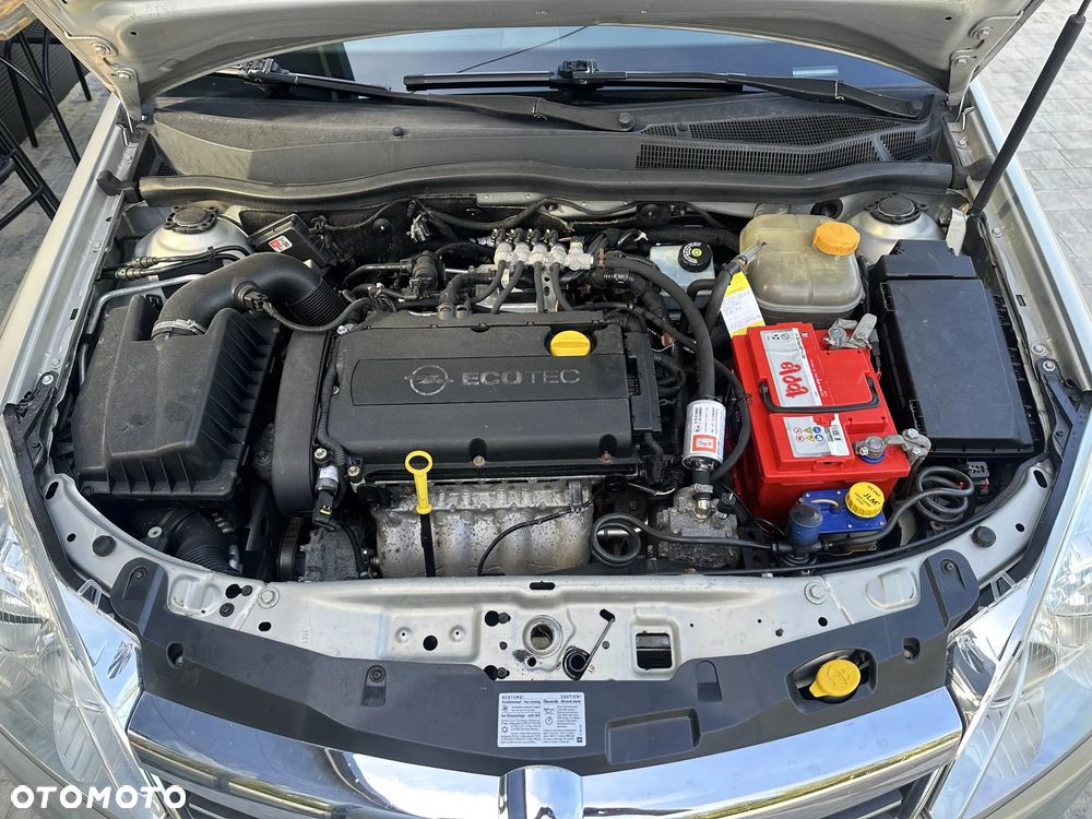 Opel Astra - 16