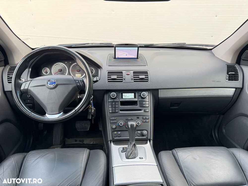 Volvo XC 90 D5 AWD Geartonic Summum - 5