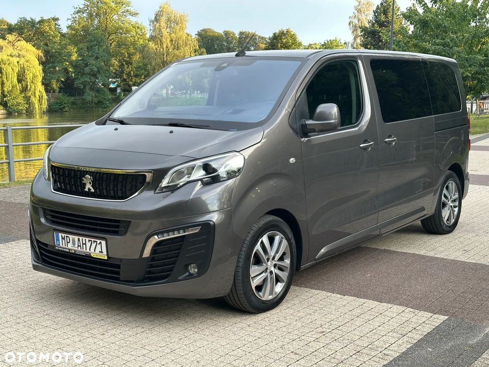 Peugeot Traveller L2 2.0 EAT8 Business VIP - 25