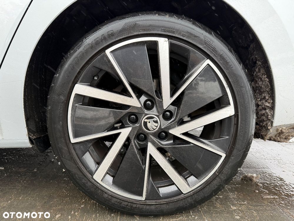 Skoda Octavia 2.0 TDI SCR Style DSG - 13