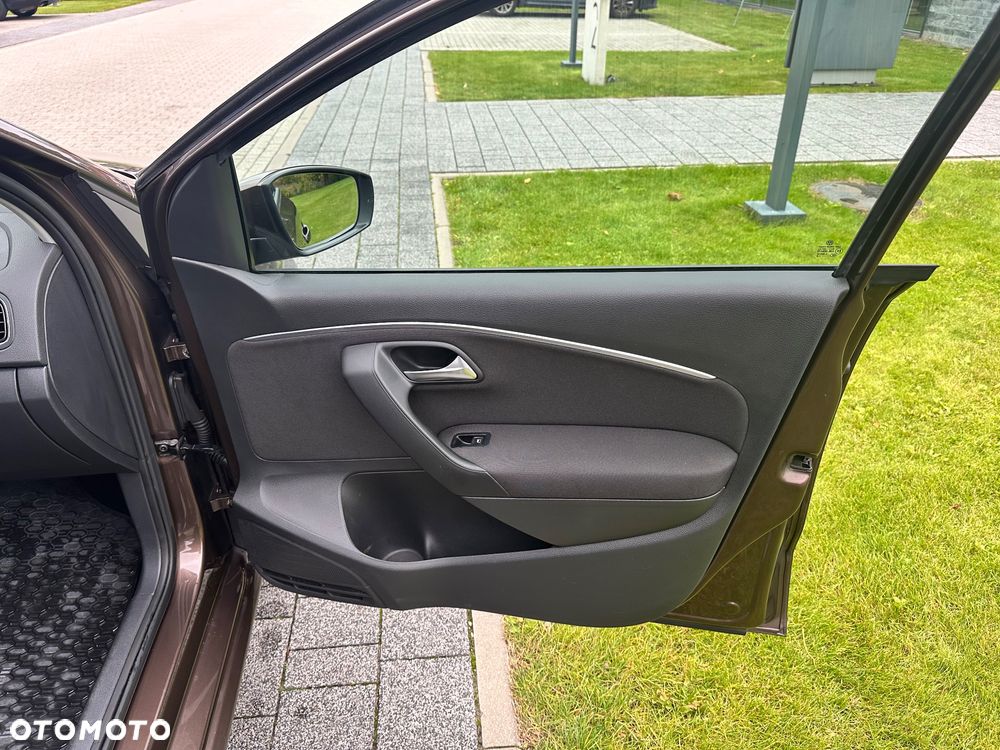 Volkswagen Polo 1.2 TSI BMT Comfortline - 15
