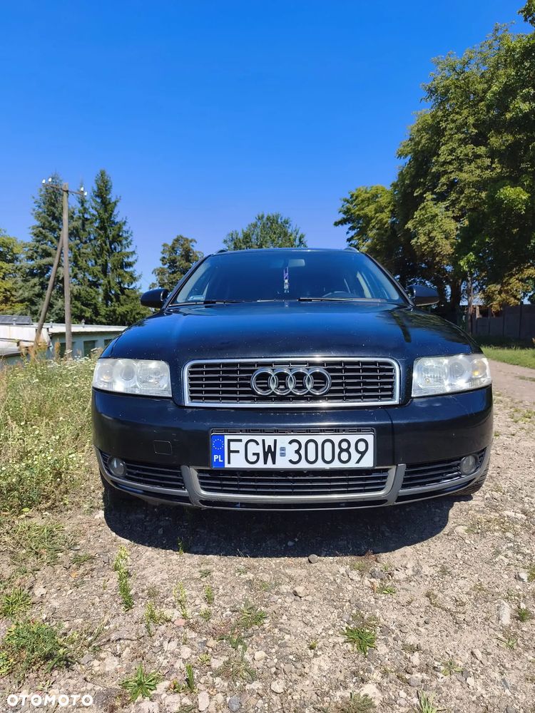 Audi A4 Avant - 1