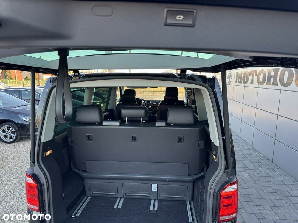 Volkswagen Multivan - 24