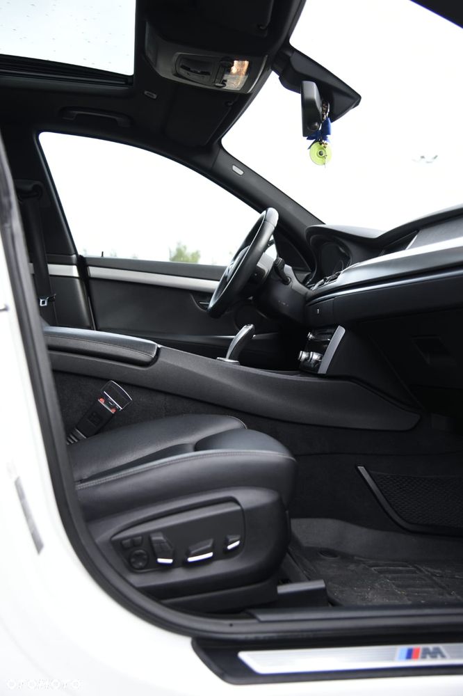 BMW 5GT 530d - 23