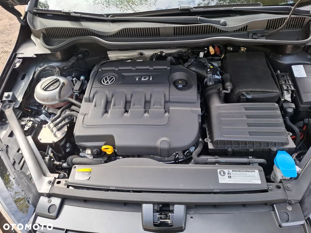 Volkswagen Golf 1.6 TDI 4Motion BlueMotion Technology Lounge - 23