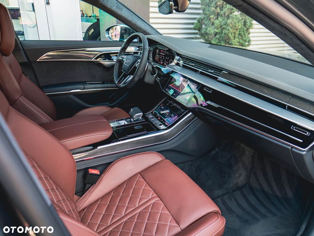 Audi A8 - 22