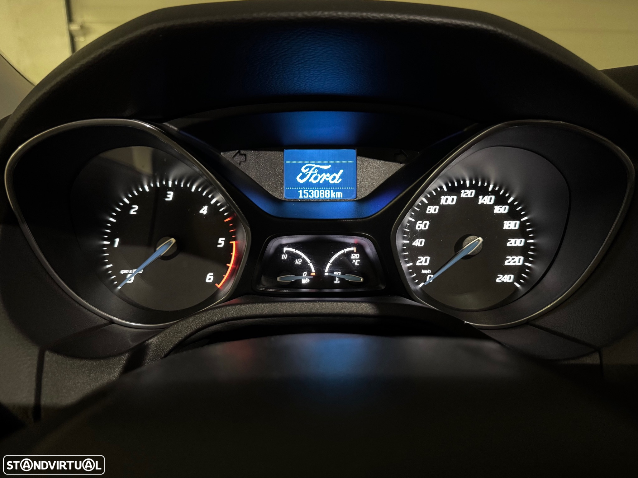 Ford Focus SW 1.6 TDCi Titanium - 9
