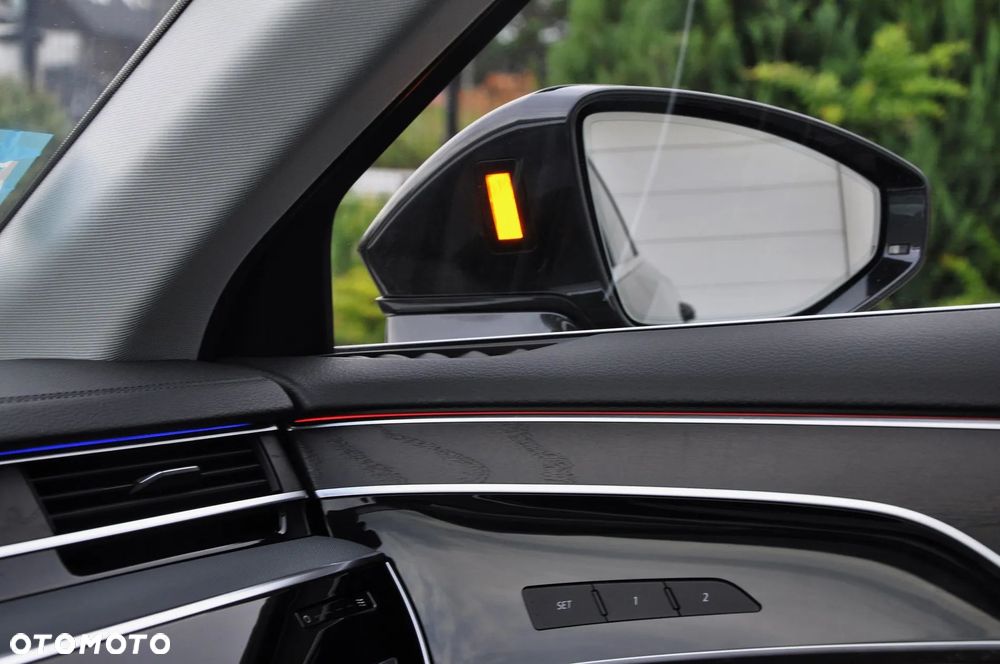 Audi A8 55 TFSI mHEV Quattro Tiptr - 13