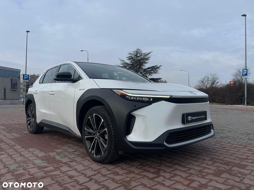 Toyota bZ4X 71.4kWh Executive - 5